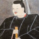 加賀藩の三代藩主・前田利常の生涯を振り返る。前田利家の四男に生まれ、大坂冬の陣では真田丸で痛い目に遭い、翌年夏の陣では輝かしい武功を立てるなど、最後の戦国武将。鼻毛の逸話も有名だが、巧みな手腕で加賀藩の礎を築いた。