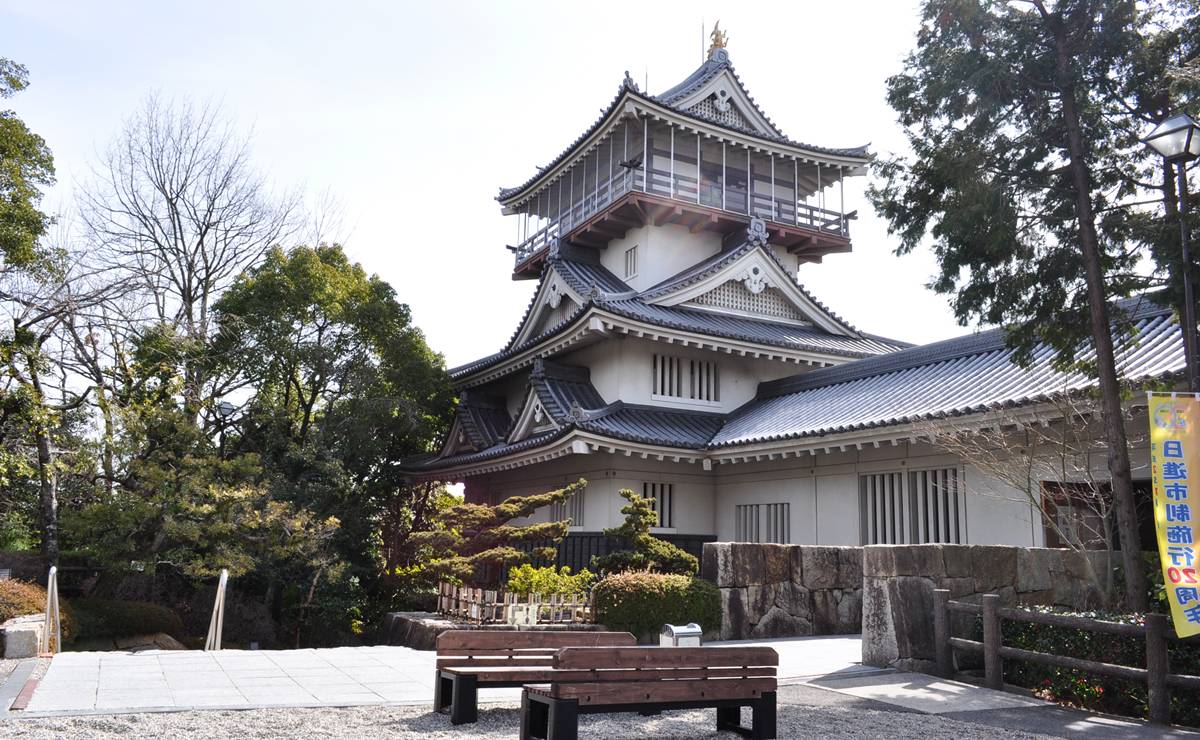 岩崎城